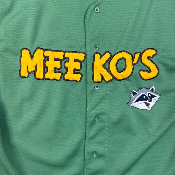 BoxLunch Disney Princess Pocahontas Meeko Baseball Jersey Green XL 95 Mens - Picture 3 of 8